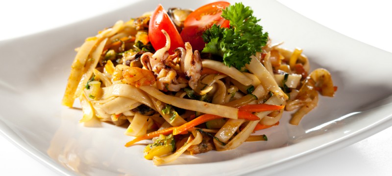 Tallarines de calamar con verduras